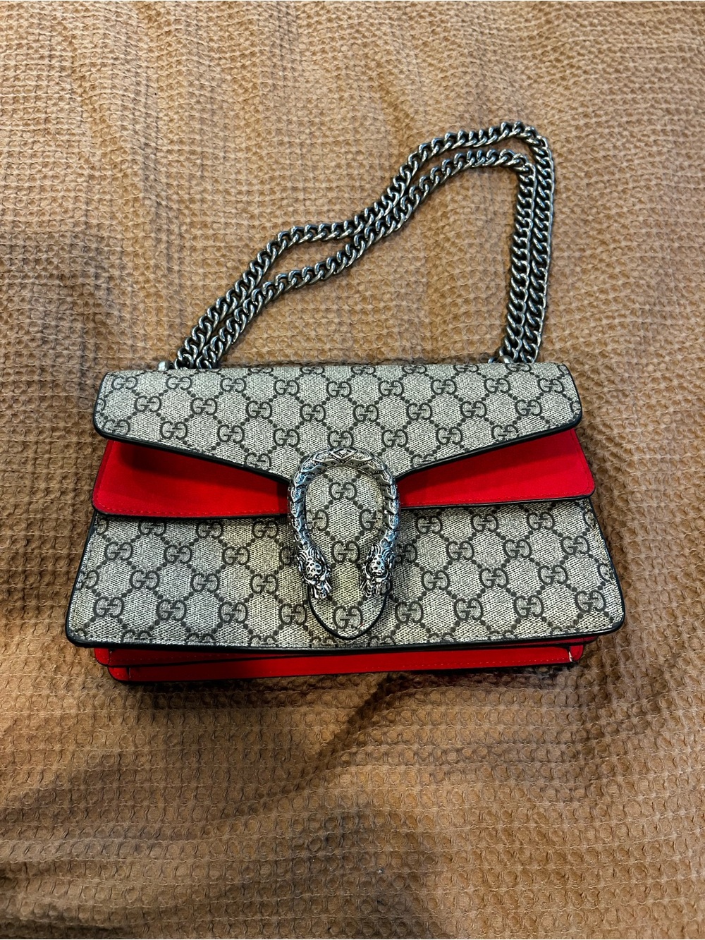 Gucci Dionysus medium shoulder Bag with Red Trim and Silver Hardware